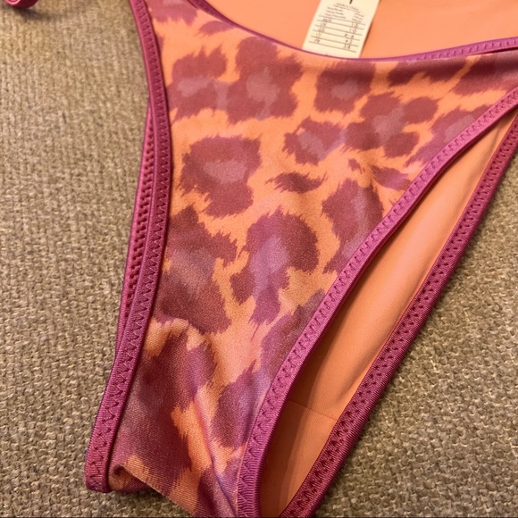 Zimmermann Teddy Frill Pink Leopard Bikini Bottom NWT Size 4/6 - Picture 9 of 13